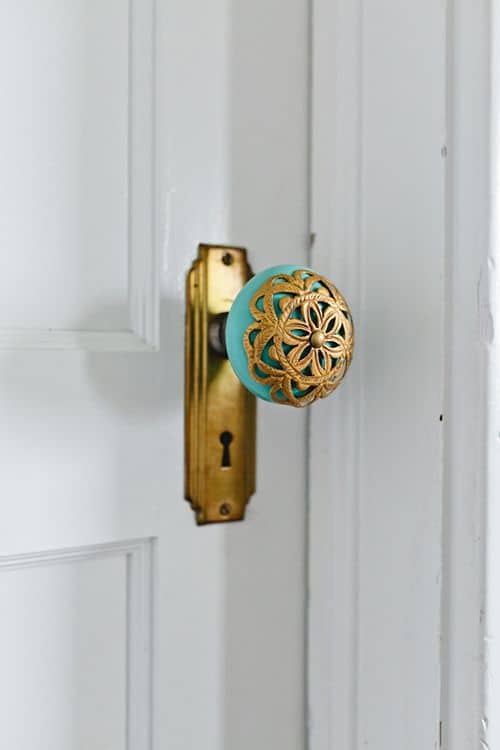 2-127-unique-and-interesting-door-knobs-for-an-appealing-front-door-7