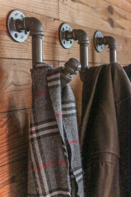 2-diy-industrial-pipe-coat-hook