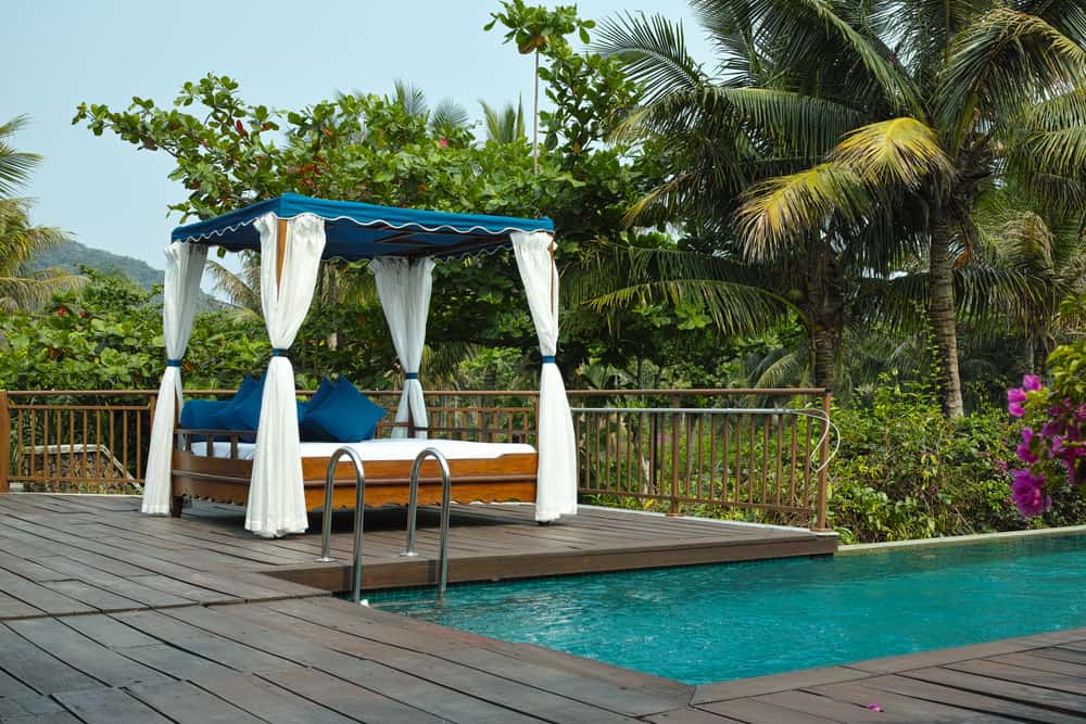 2-pool-house-cabana-apr8-19