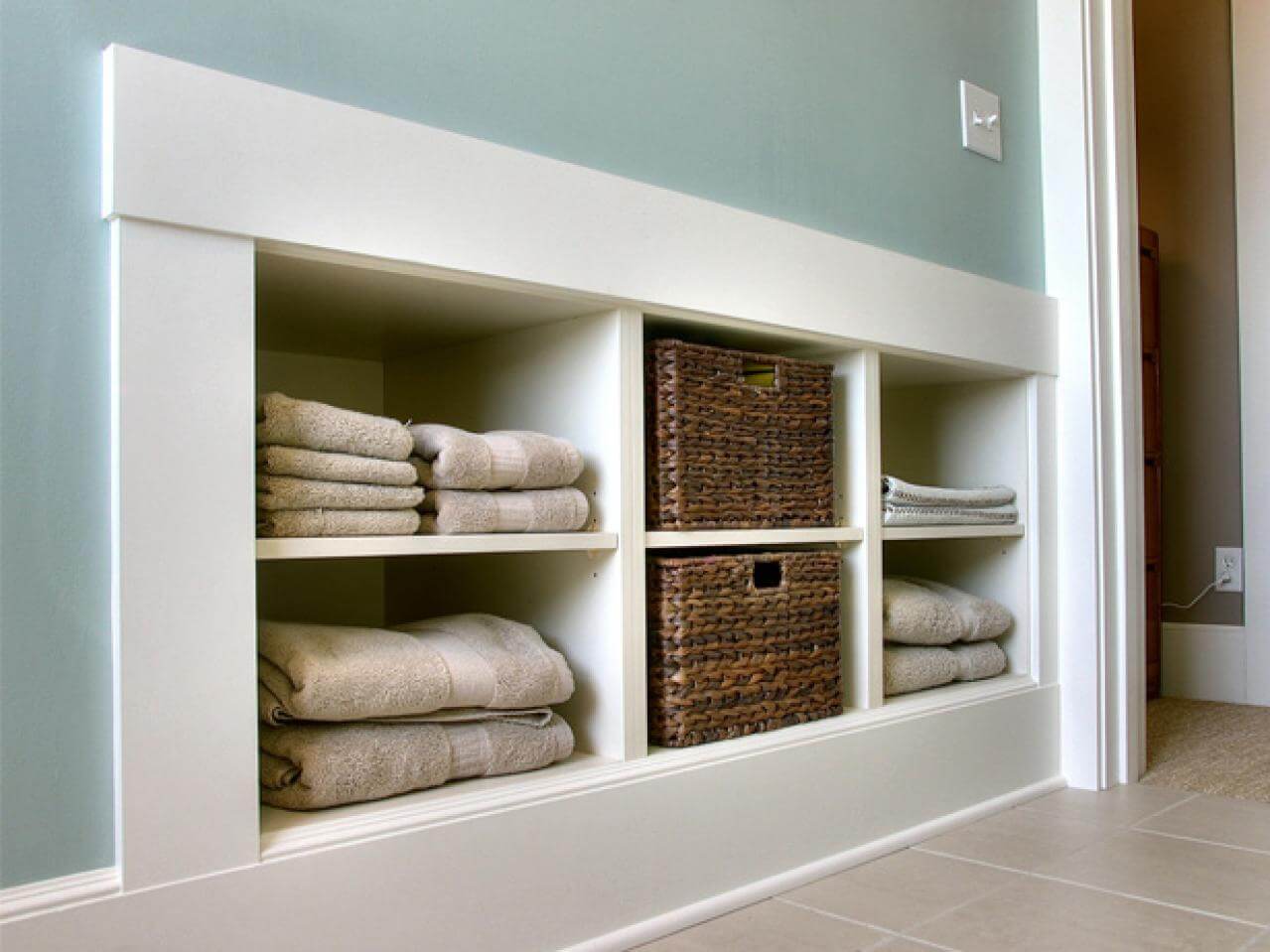27-built-in-storage-ideas-homebnc