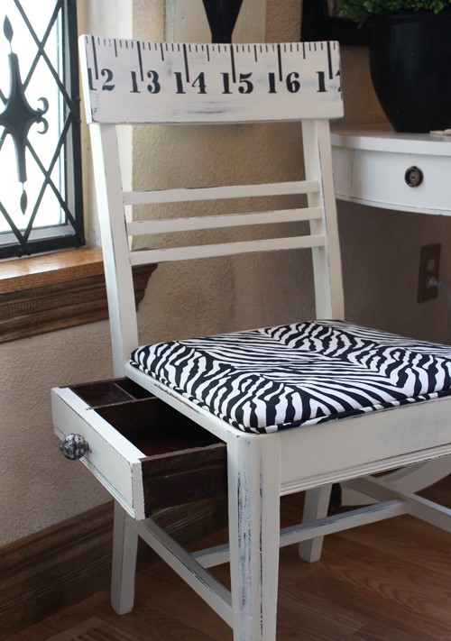 3-sewing-chair-with-secret-drawer-10_edited-1