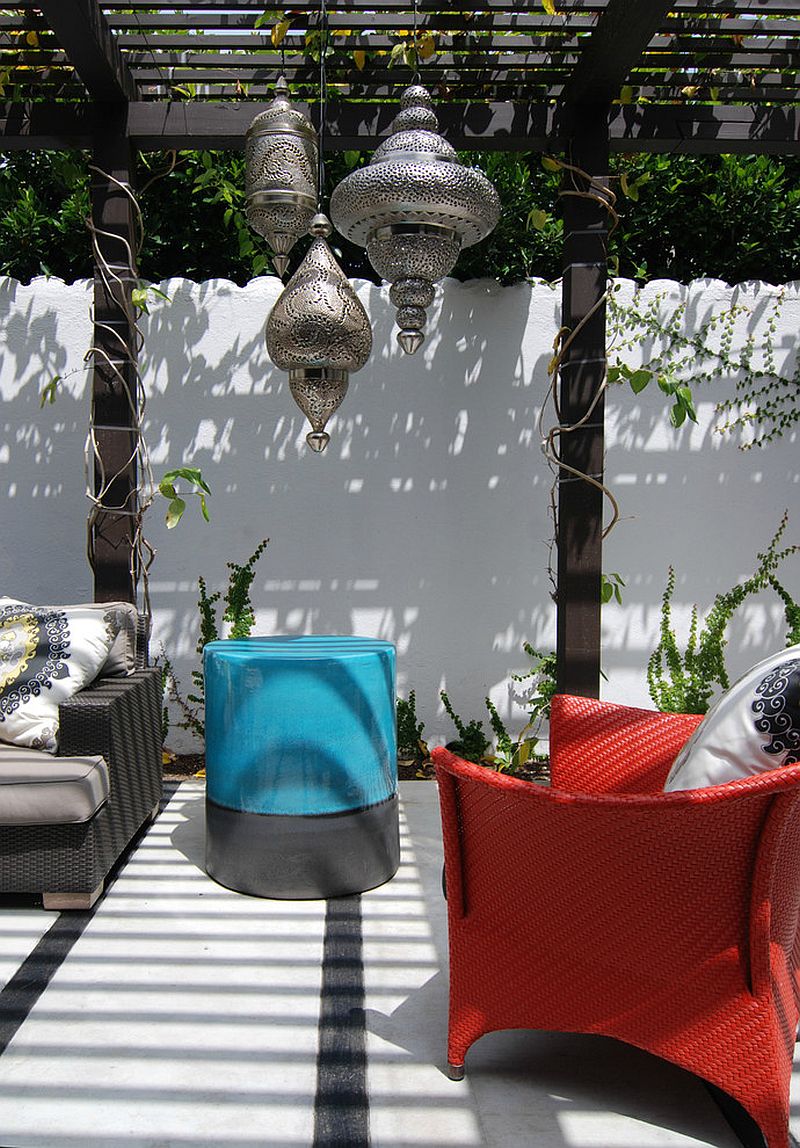Contemporary-patio-feels-like-a-relaxing-mediterranean-escape