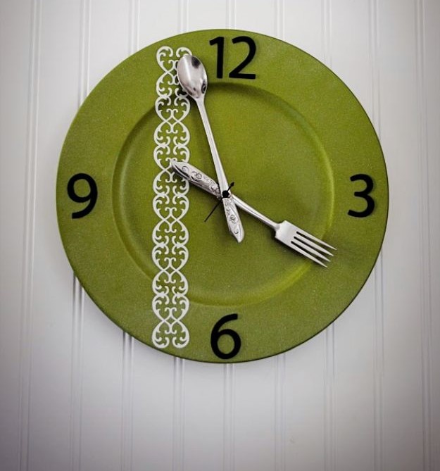 Diy-silverware-kitchen-clock
