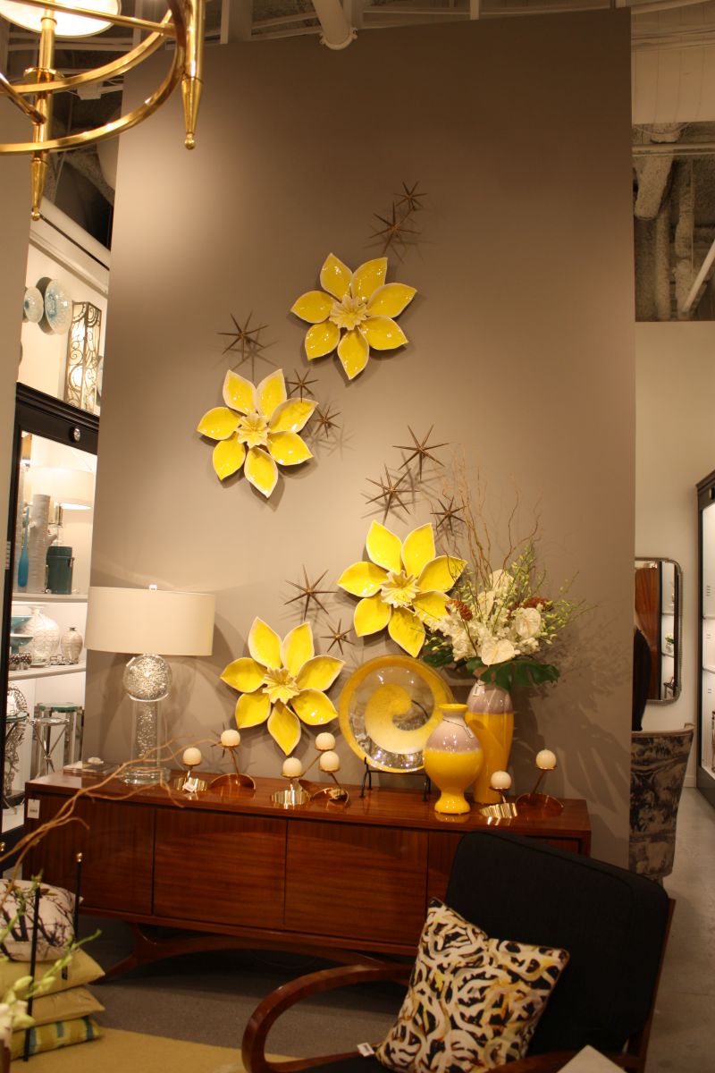 Porcelain-yellow-flowers-on-wall