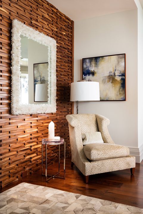 A-stained-wood-slab-accent-wall-will-add-coziness-and-chic-and-a-matching-floor-highlights-it-even-more