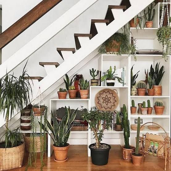 Bohemian-chic-under-stairs-garden-with-shelves-ideas