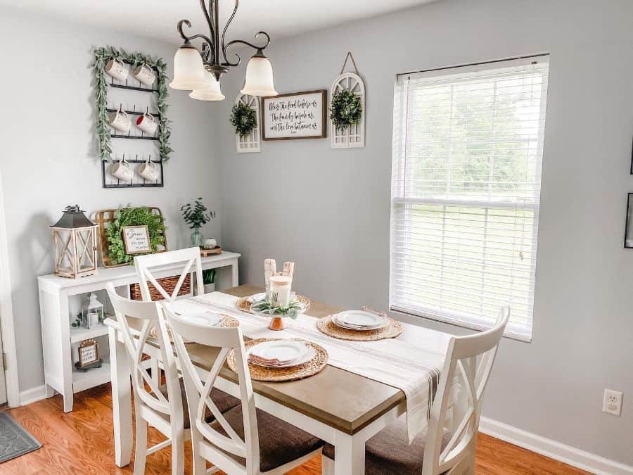 Dining-room-modern-farmhouse-decor-kali_weisenberger