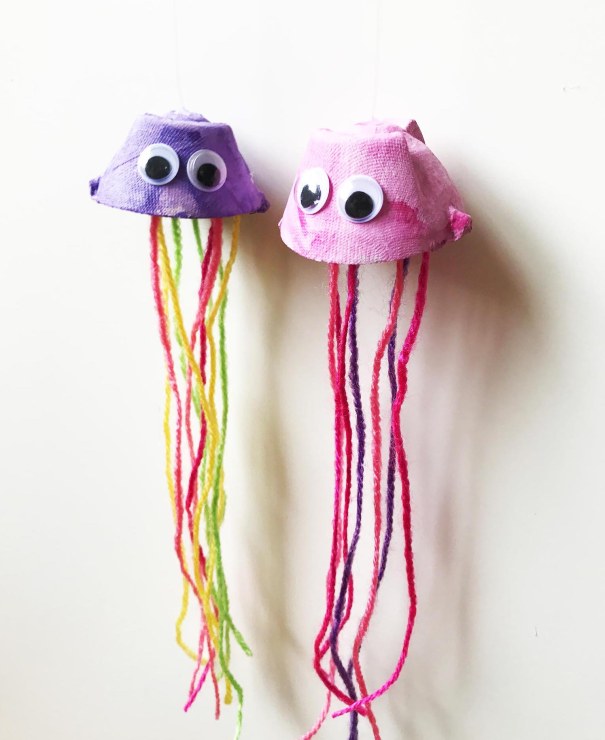 Egg-carton-jellyfish-craft-for-kids-the-art-kit-10