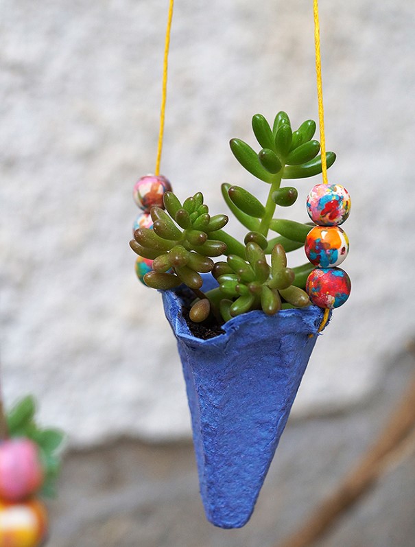 Eggcartonpots04