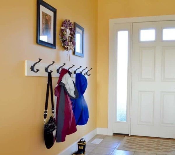 How-to-make-a-diy-coat-rack16-600x600-1