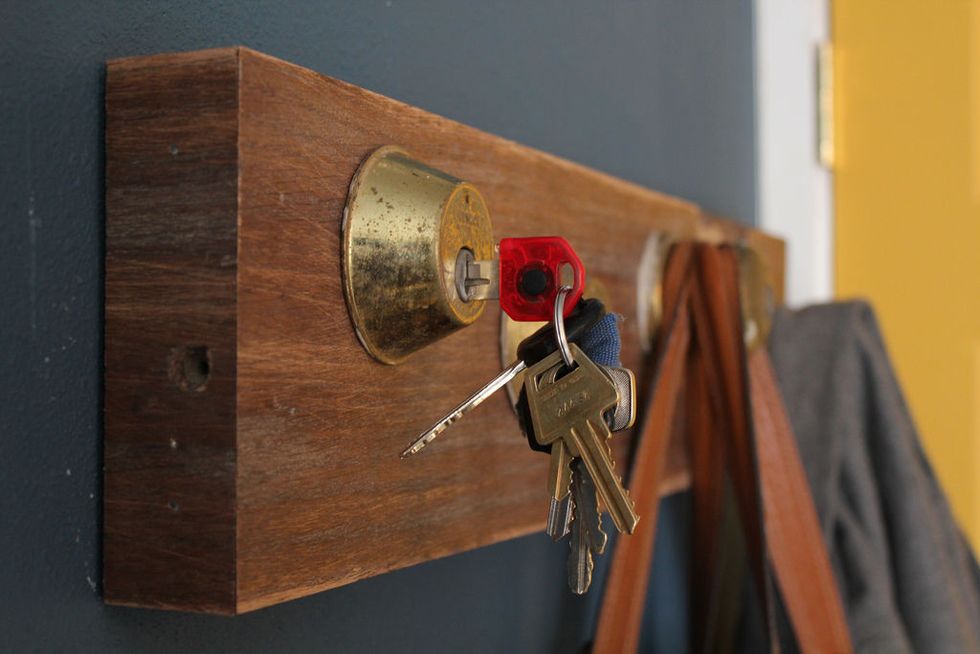 Key-ring-door-hook