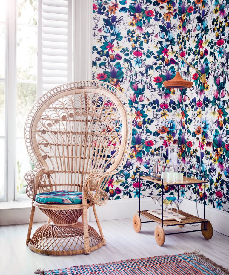 Living-room-wallpaper-floral-tropical-767x920-1