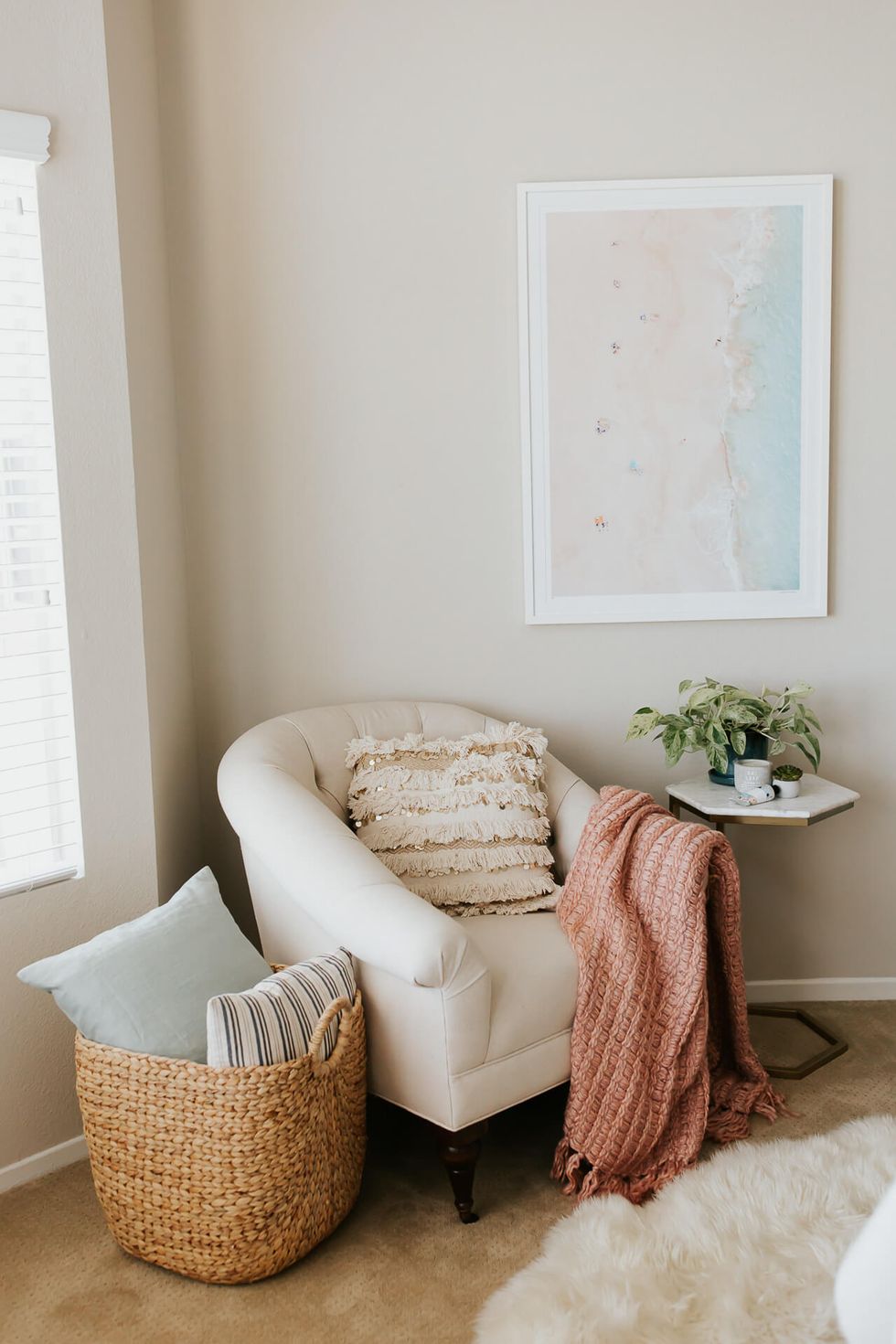 New-reading-nook-decor-1576264193