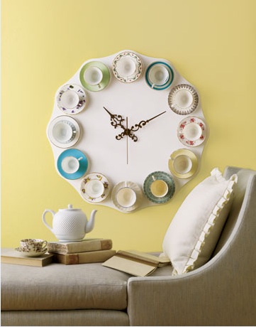 Teacups-clock