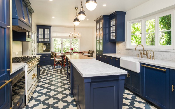 Zoey-deschanel-blue-kitchen-cabinets