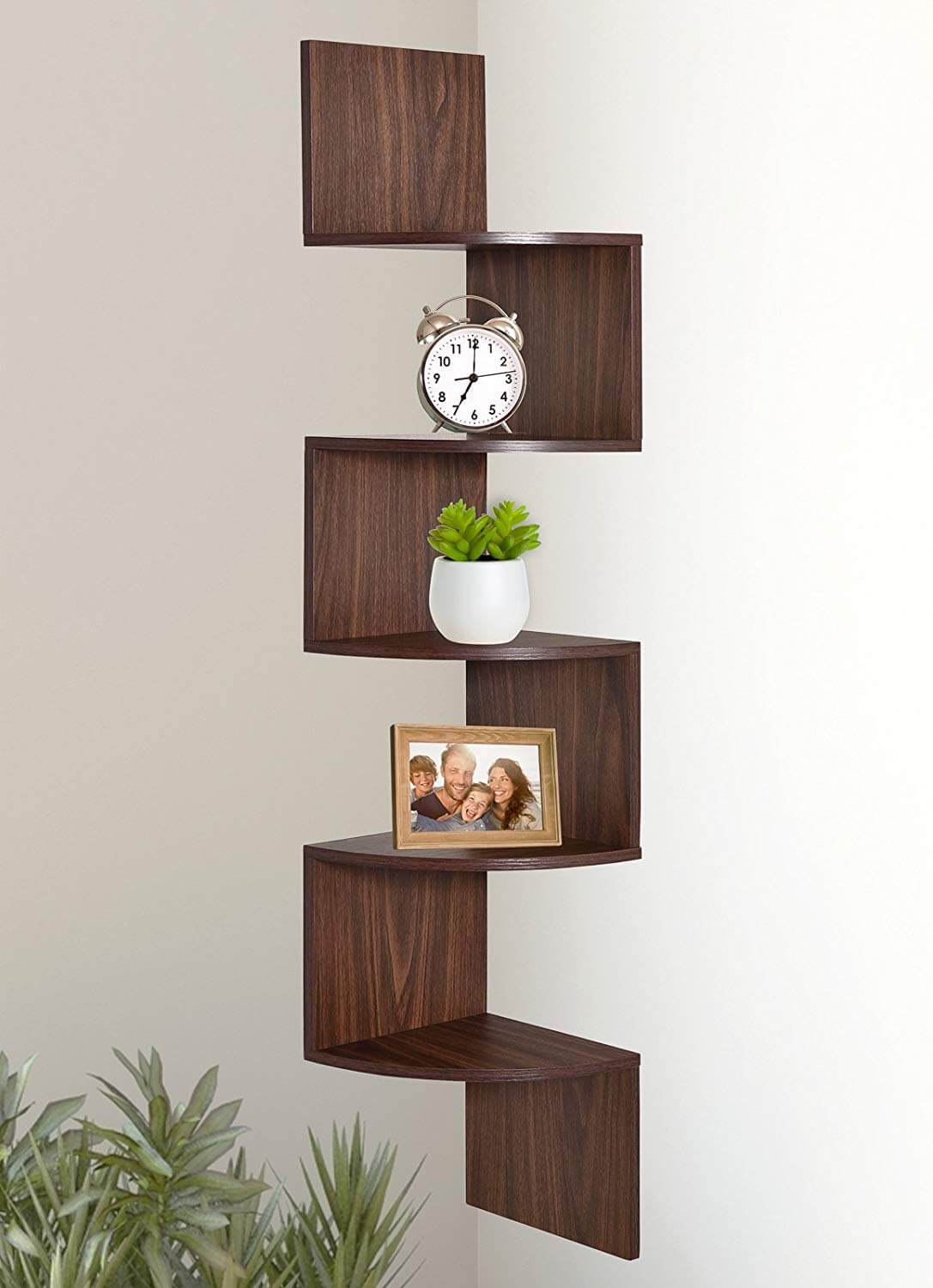 01-corner-shelf-ideas-homebnc