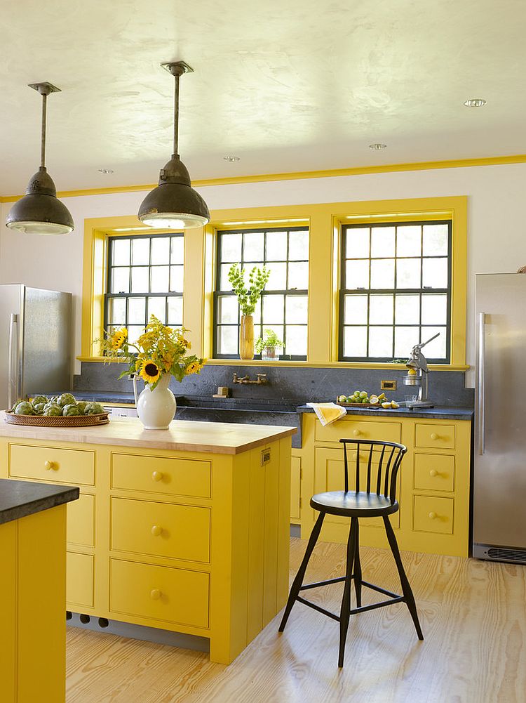 1-lovely-use-of-bright-yellow-in-the-farmhouse-style-kitchen
