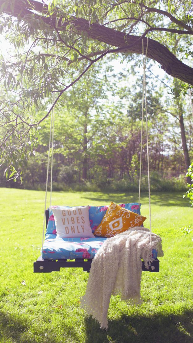 17-brilliant-diy-swing-ideas-you-need-to-have-before-spring-1