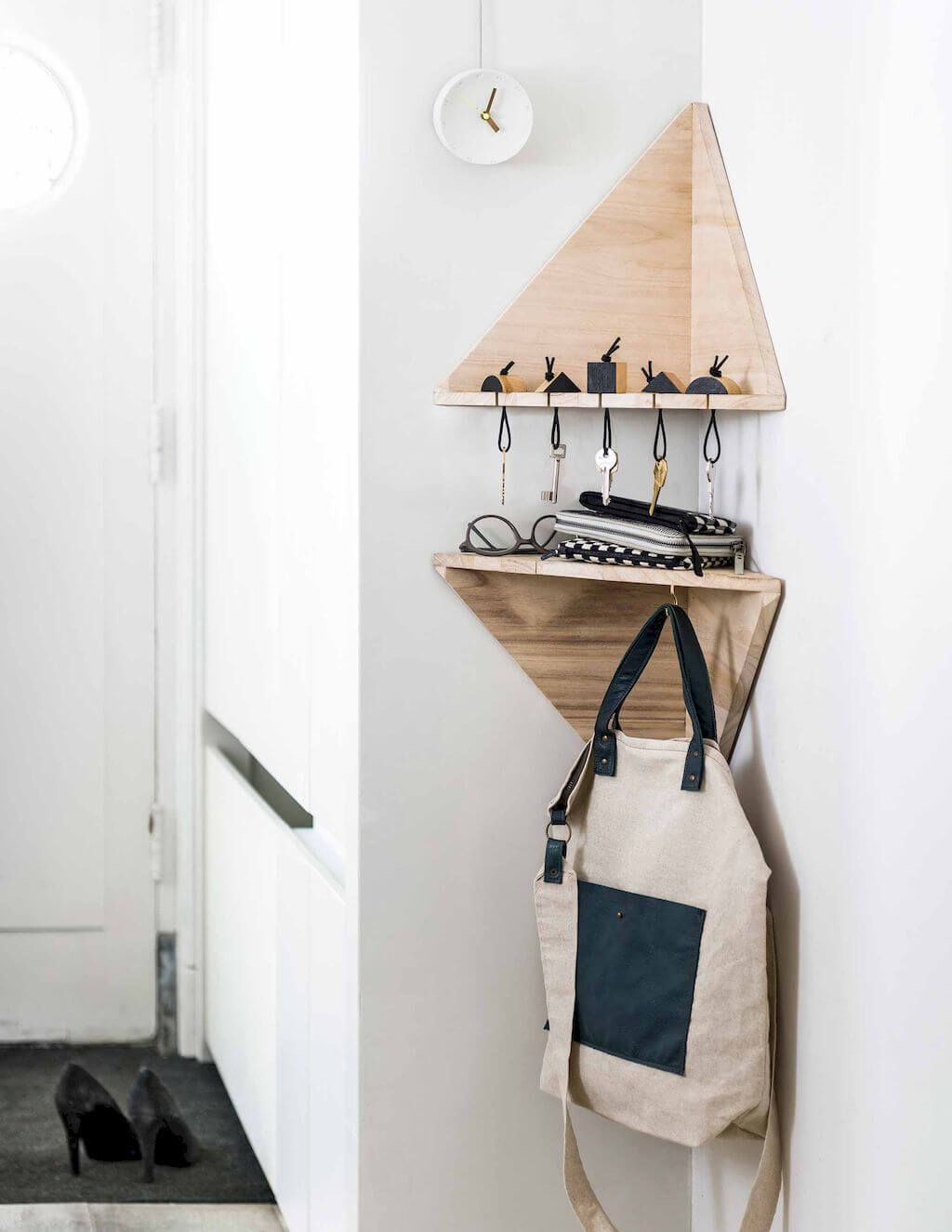 19-corner-storage-ideas-homebnc