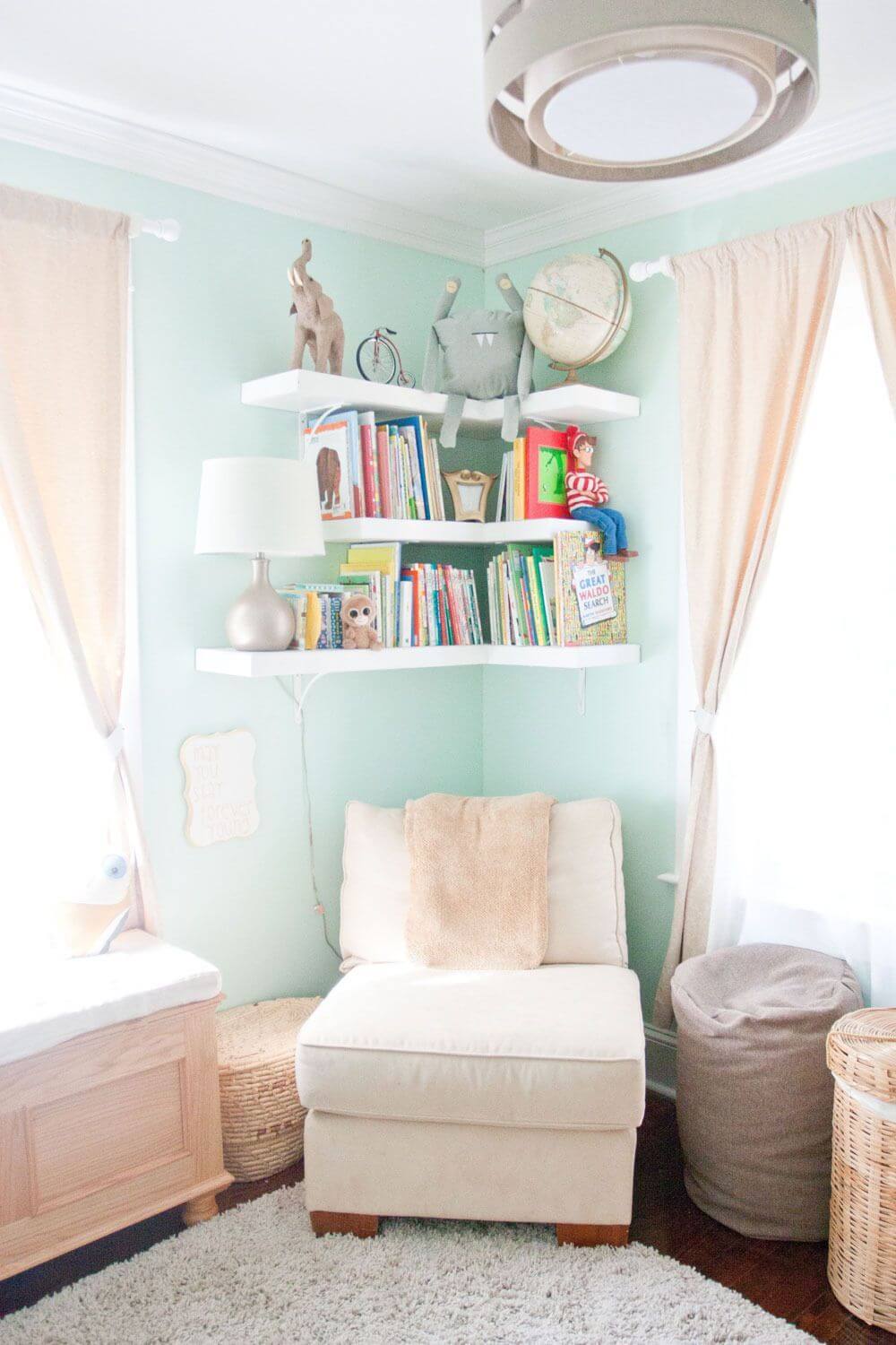 22-corner-storage-ideas-homebnc