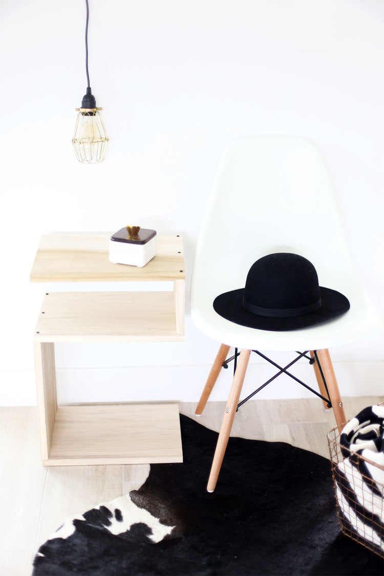 3-diy-end-table-z-shape