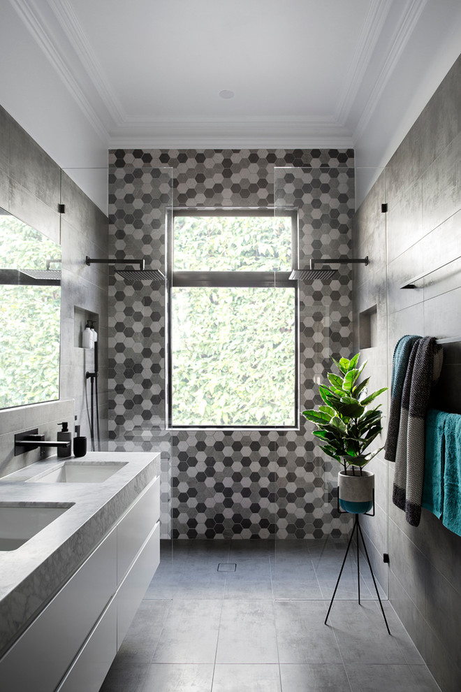 3-hexagon-tiles-bathroom-ideas-6