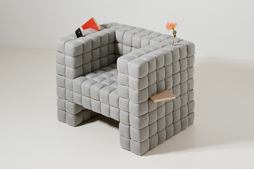 Lost-in-sofa-grey-design