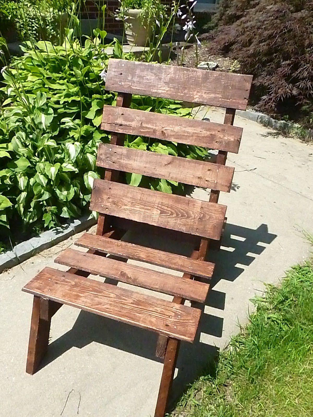 Pallet-chair-diy