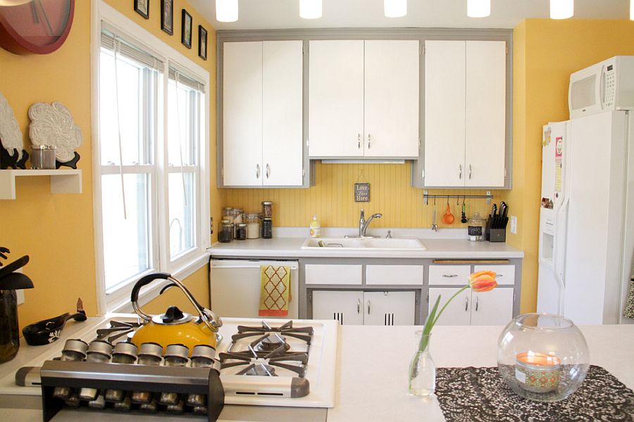 Yellow-and-white-kitchen-works-well-in-all-seasons