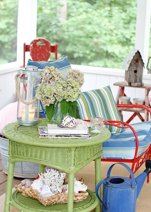Joyful-summer-porch-decor-ideas-17