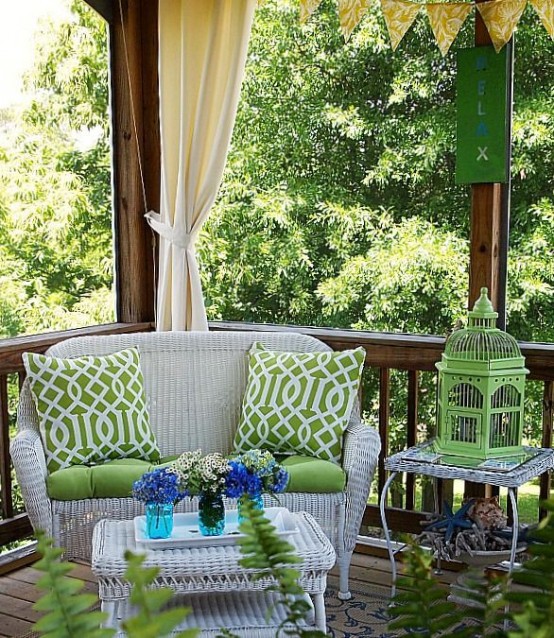 Joyful-summer-porch-decor-ideas-36-554x638-2