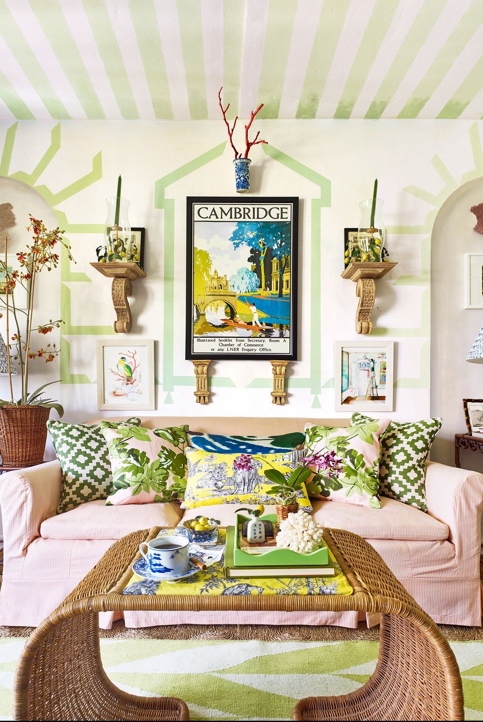 Summer-deocrating-ideas-hbx040119bertram05-1580425182