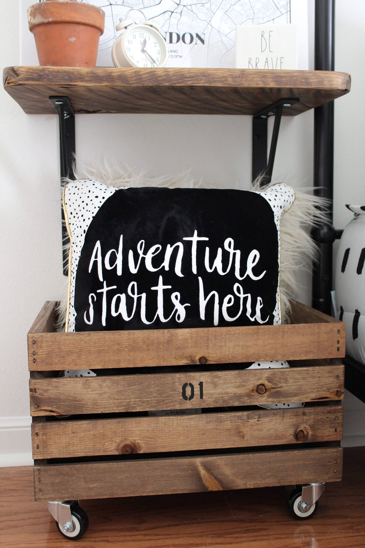 06c-diy-wood-crate-projects-ideas-homebnc-v2