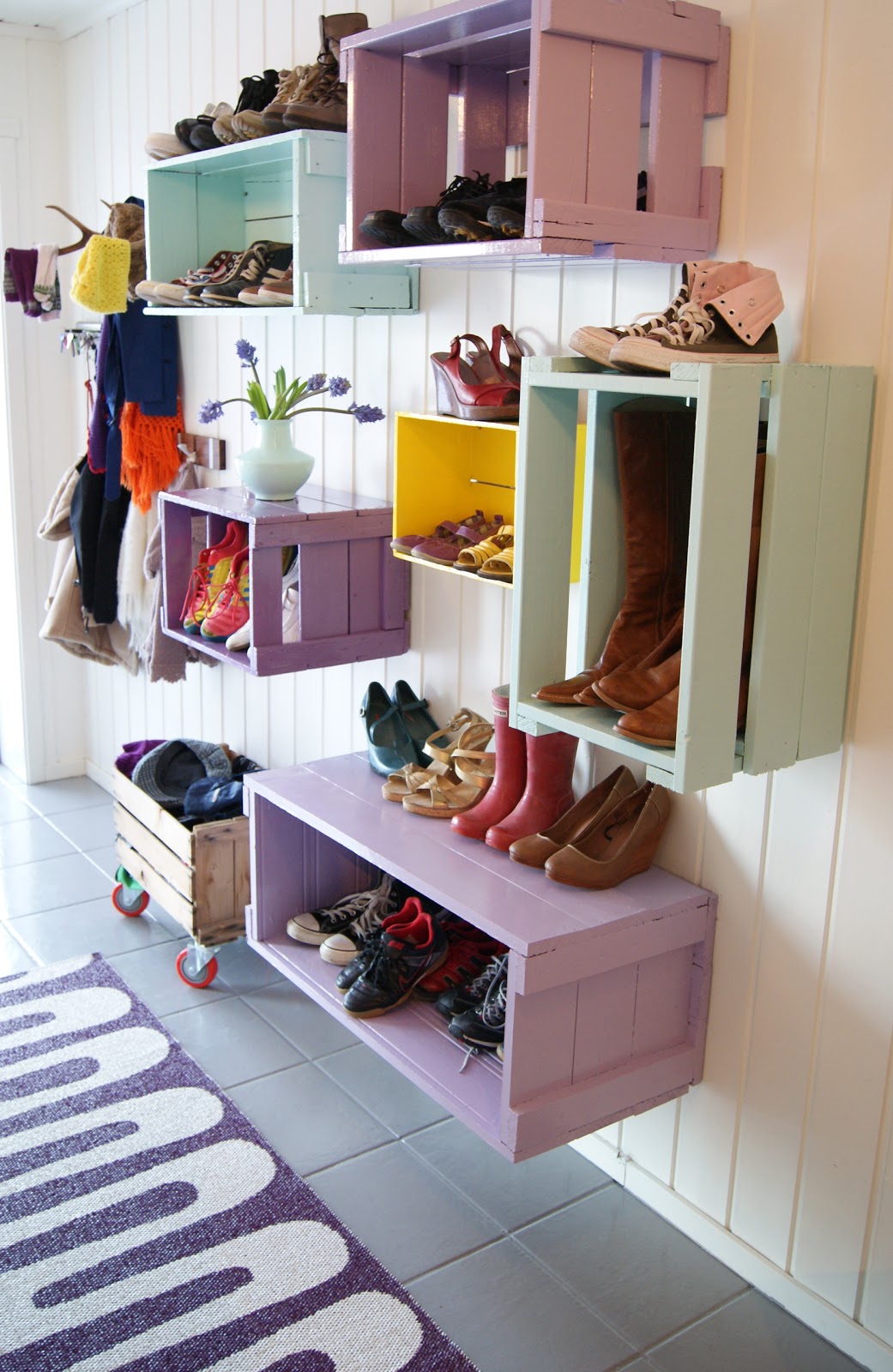 08-diy-wood-crate-projects-homebnc-1