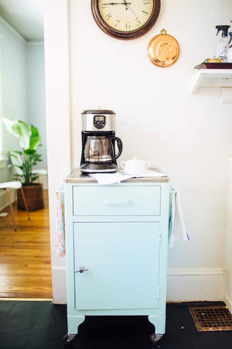 1-diy-coffee-bar-cart-design-sponge