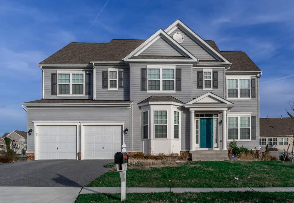 1-upscale-single-family-home-apr082020-min