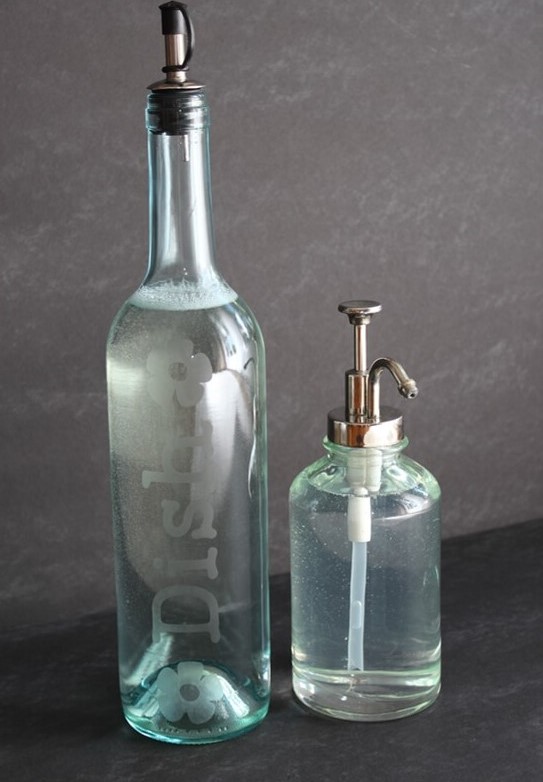 10b-repurposed-diy-wine-bottle-crafts-ideas-homebnc