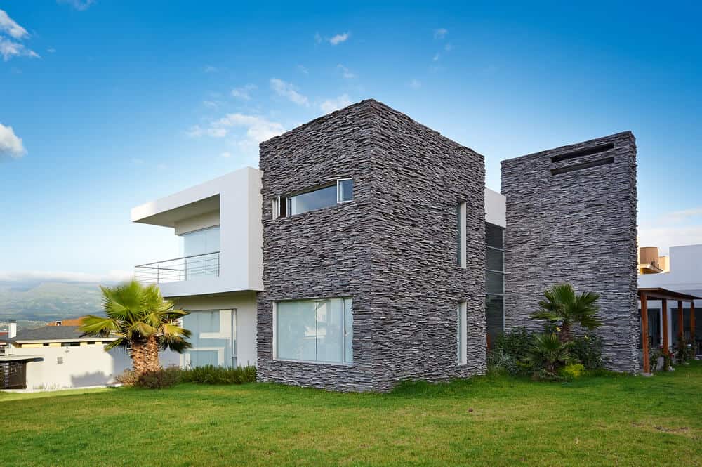 2-contemporary-stone-house-081018