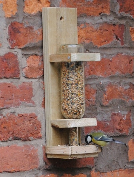 20-bird-feeder