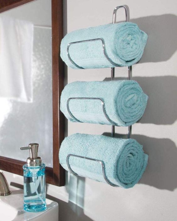 24-a-stylish-wall-mounted-towel-holder-attached-by-the-sink-is-a-life-changer-that-will-save-much-space