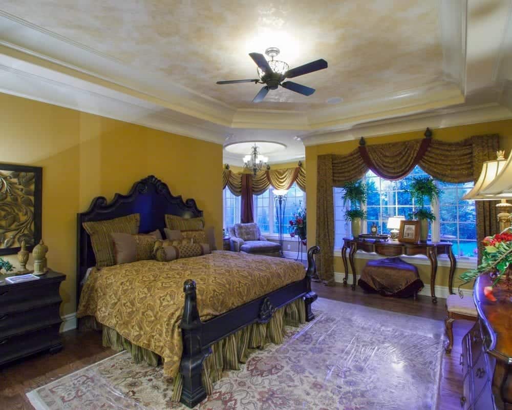 4-dedroom-traditional-style-2-story-home-bedroom-may52020-min