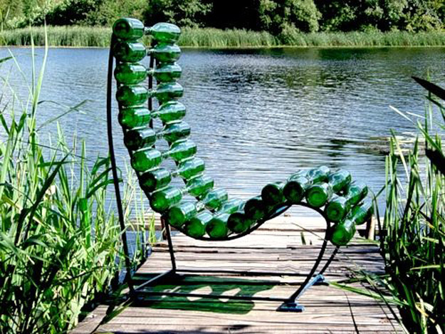 Chair-made-from-wine-bottles
