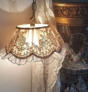 Diy-craft-ideas-from-doilies-and-lace6