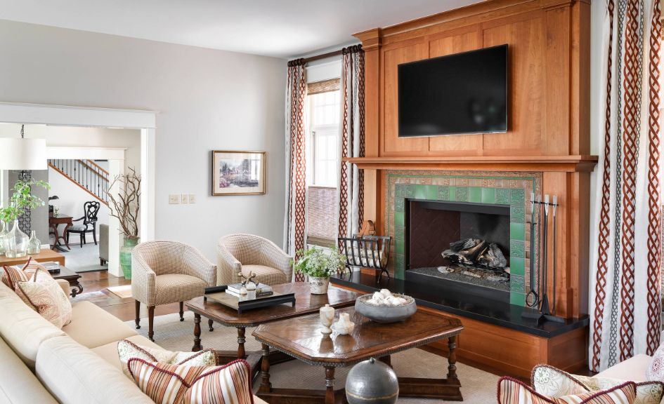 Family-room-with-fireplace