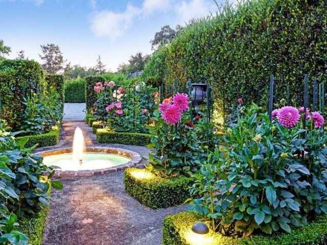 Hedge-planters