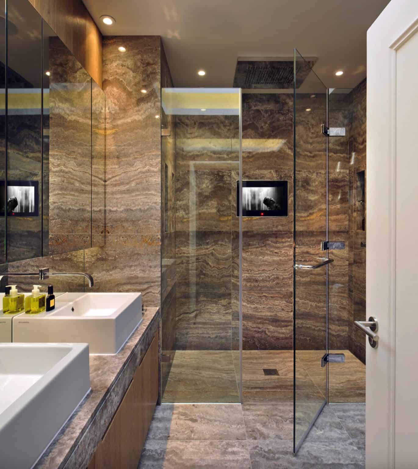Luxurious-beautiful-walk-in-shower-ideas-21-1-kindesign-1370x1536-1