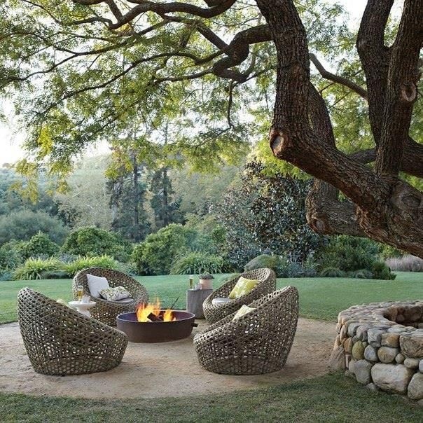 Rattan-patio-furniture
