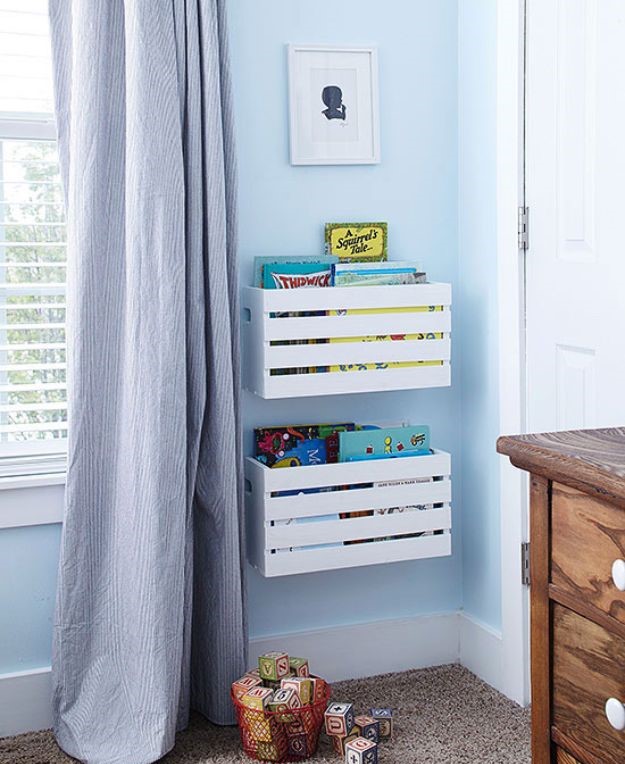 Simple-wall-storage-for-books