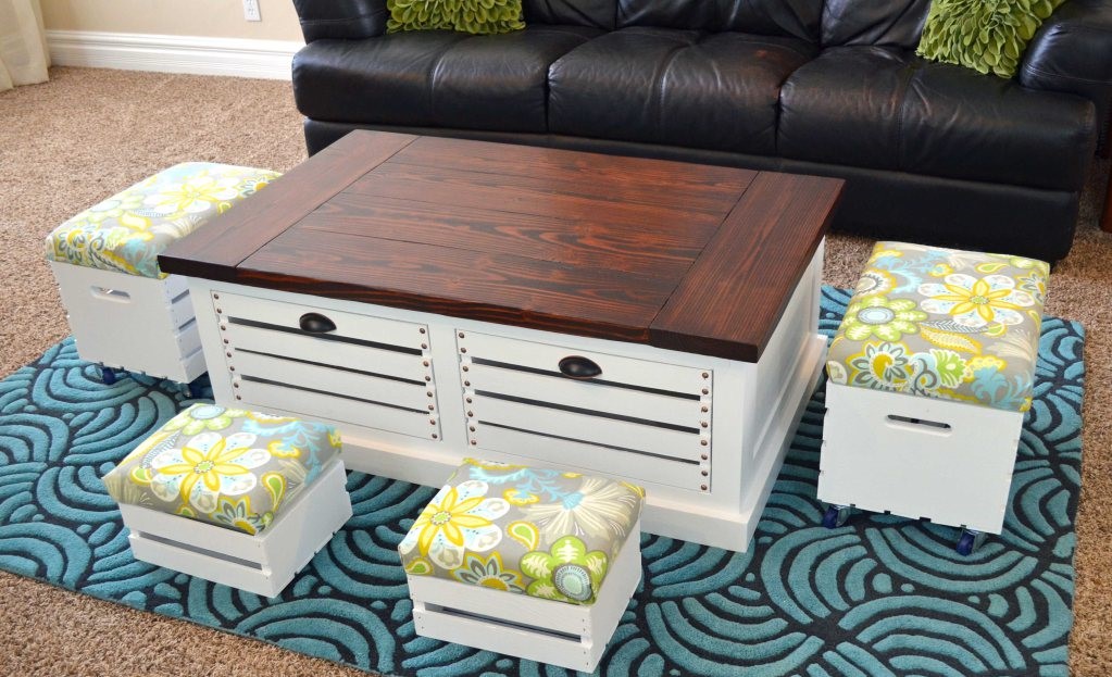 Wood-crate-coffee-table-and-stool-set-1