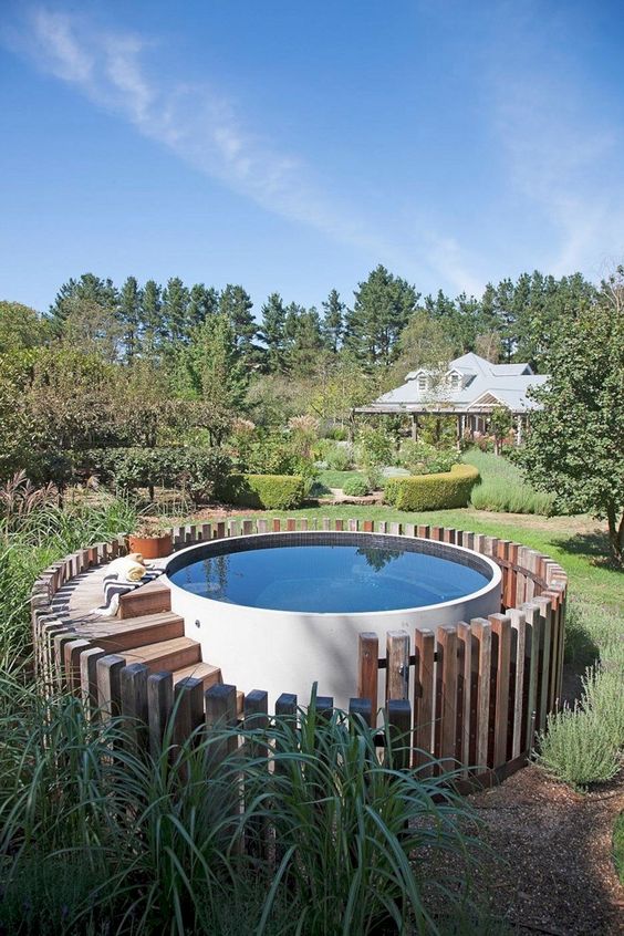 Above-ground-swimming-pool-8
